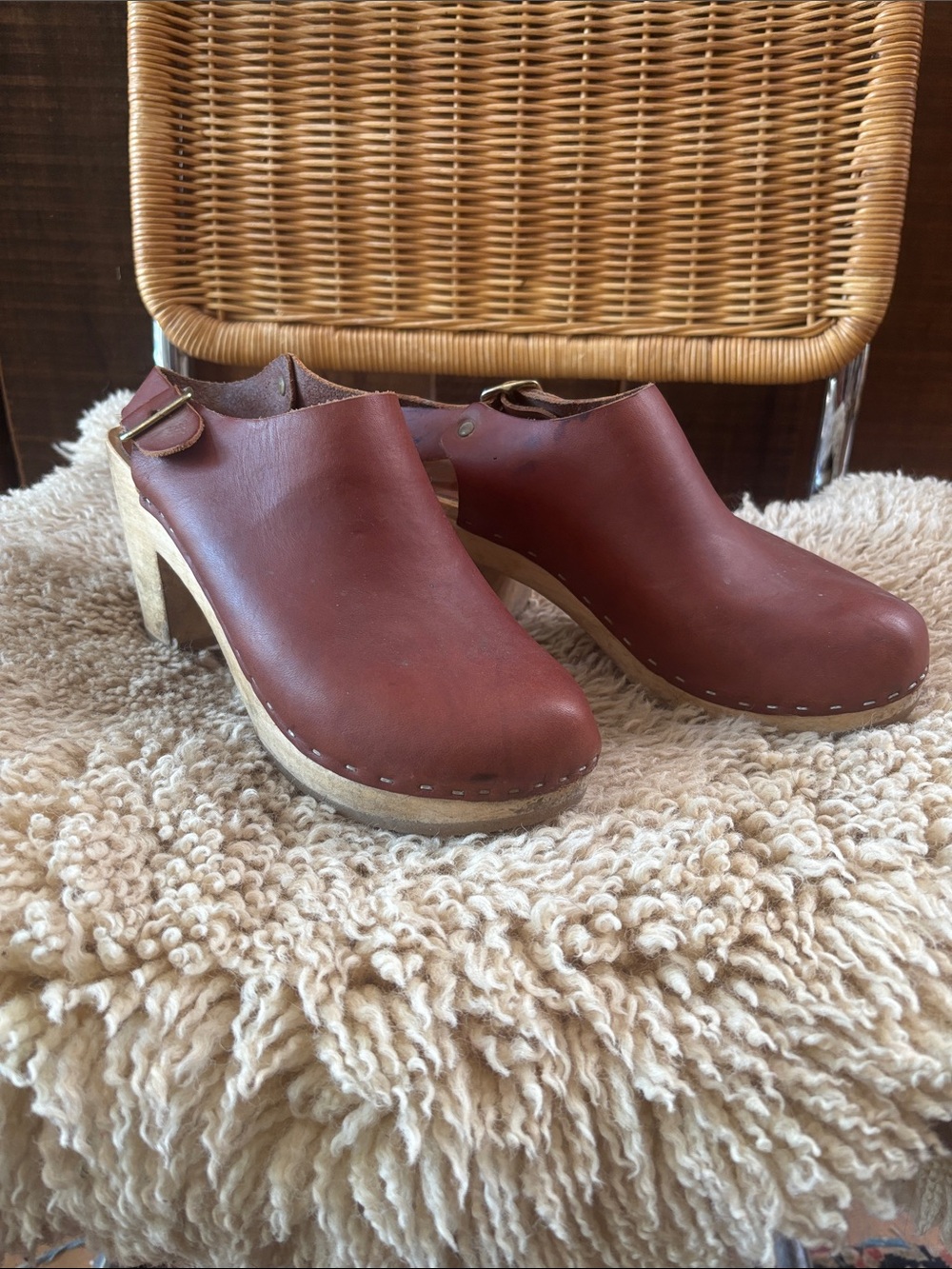 BRYR Suzie clogs size 39